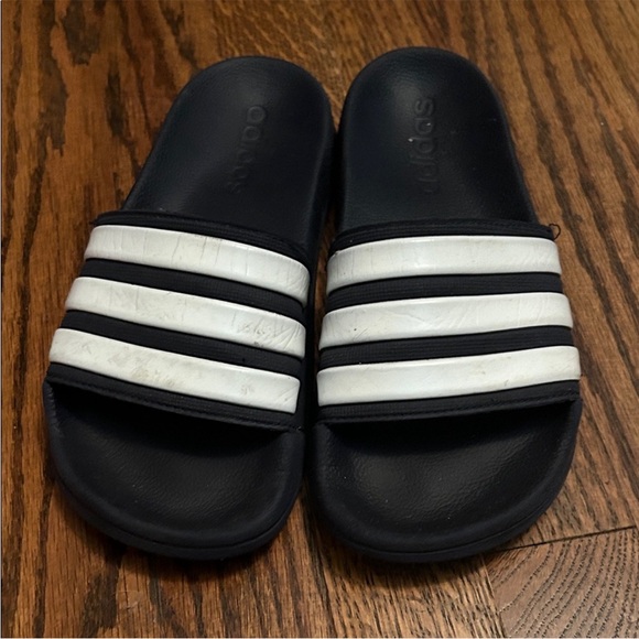 Adidas Black and White Striped Slides - Picture 4 of 7